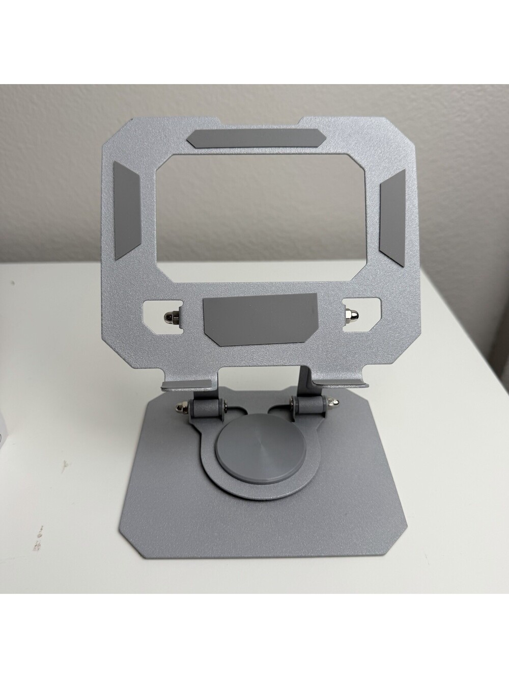 Foldable Metal Tablet Stand P2 360° Rotating Adjustable Holder 4-16” Silver